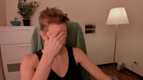 Andy online show from October 3, 7:35 am