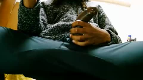 slimsexybigbbc online show from March 3, 3:36 am