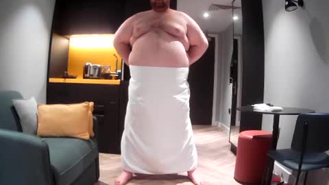 SlutWhoreNtertainer online show from December 27, 12:18 am