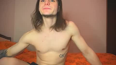 Gus online show from February 11, 9:14 pm