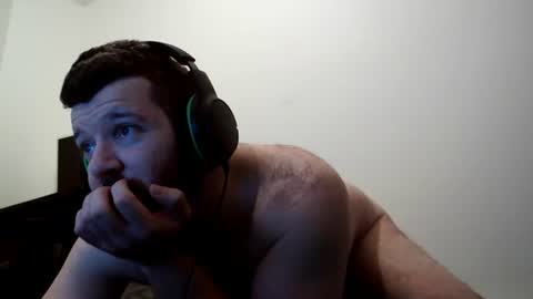 smallcock2850 online show from April 6, 2:52 am