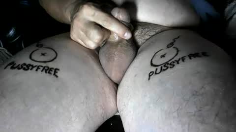 pussyfree4eva online show from June 21, 1:28 pm