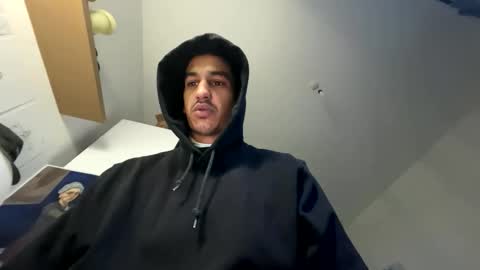 smilemorezzz online show from December 21, 3:42 pm