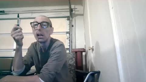 smoke-4-me online show from October 24, 5:47 pm