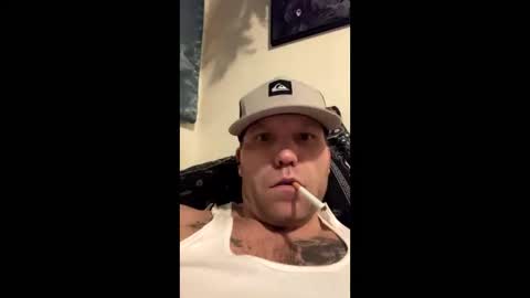 Snapshot of smoke4daddy chatting on January 19, 10:39 pm Smoke4Daddy online show from January 19, 10:39 pm