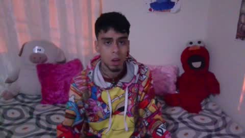 teddy online show from February 8, 6:12 am