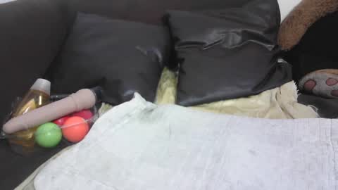 moi online show from September 11, 7:29 am