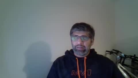 Snapshot of smudge6 chatting on January 1, 11:18 pm smudge6 online show from January 1, 11:18 pm
