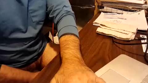 watchmecum online show from November 21, 8:30 pm