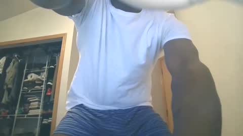 solidsnake992 online show from December 13, 11:34 am