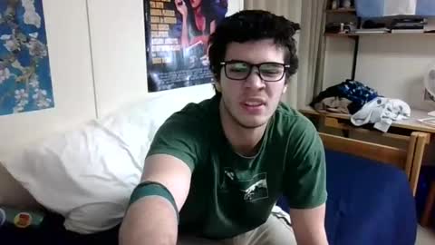 Snapshot of solohornyy chatting on December 18, 4:20 am Solohornyy online show from December 18, 4:20 am