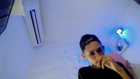 ESTEBAN online show from July 22, 2:14 am