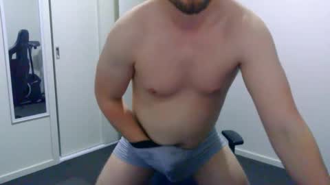 Snapshot of somethingsexysam chatting on October 16, 4:53 am Edging Sam JOI online show from October 16, 4:53 am