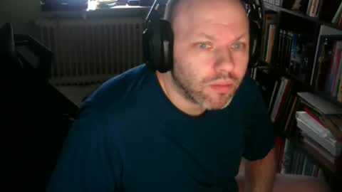 Tom online show from November 14, 11:22 am