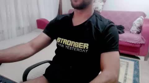 luis online show from September 9, 9:35 pm