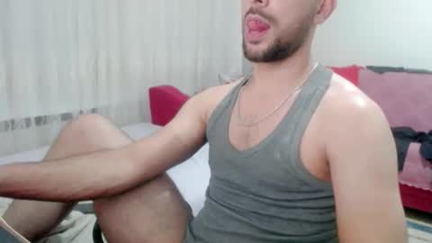 luis online show from September 24, 10:52 pm