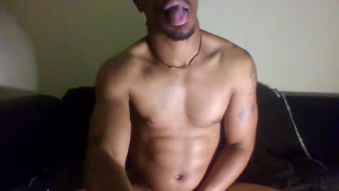Snapshot of soullov chatting on January 23, 10:01 pm soullov - TotalOutPlayer1 Twitter and Onlyfans online show from January 23, 10:01 pm