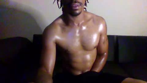 Snapshot of soullov chatting on December 12, 4:53 pm soullov - TotalOutPlayer1 Twitter and Onlyfans online show from December 12, 4:53 pm