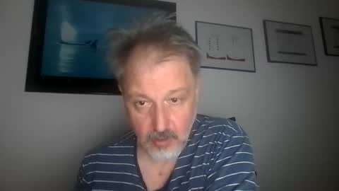 Soundshark online show from April 26, 12:19 am