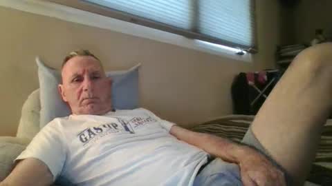 sox1957 online show from March 1, 11:43 am