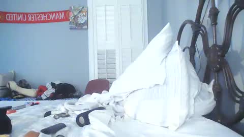 TrndSettrz online show from March 7, 6:13 am