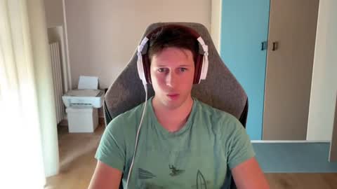 Doggo online show from July 19, 10:21 am