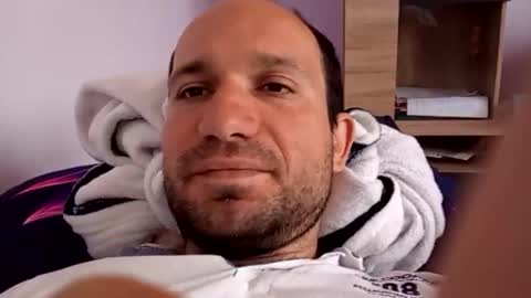 Snaiky online show from April 10, 1:07 pm