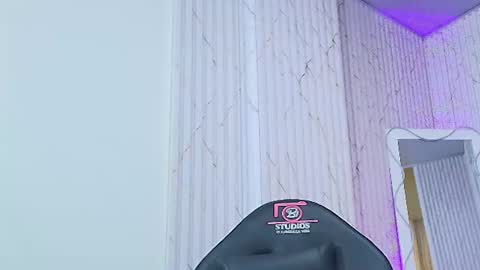 spark_tay online show from June 10, 2:46 am