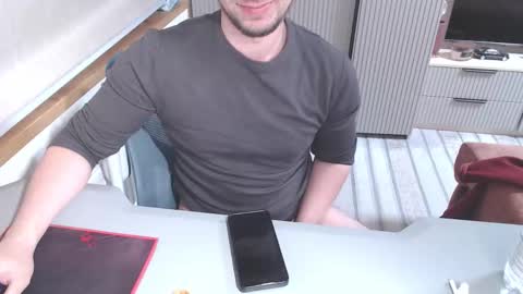 Art online show from November 16, 10:34 pm