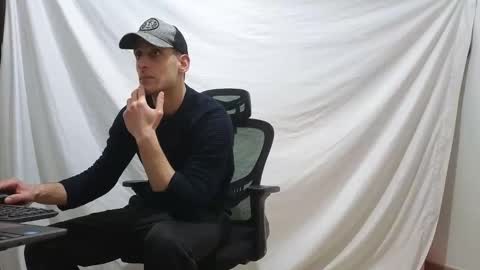 Marco. When Im offline you can view premium content in bio online show from February 13, 8:36 pm