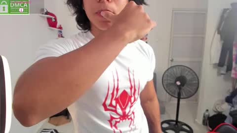 spideychill online show from December 17, 5:19 pm