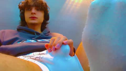 ethan online show from September 20, 2:50 pm