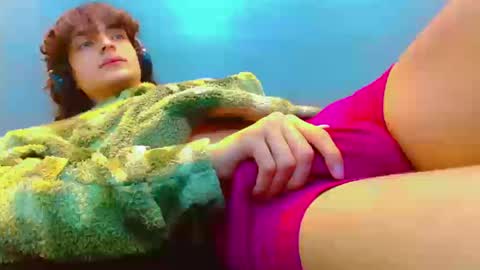 ethan online show from September 8, 3:55 pm