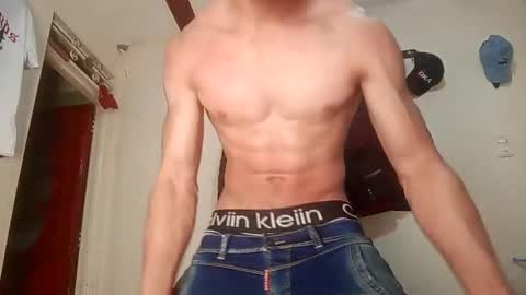 Snapshot of sradicto chatting on September 26, 4:05 pm Flacofitxx online show from September 26, 4:05 pm