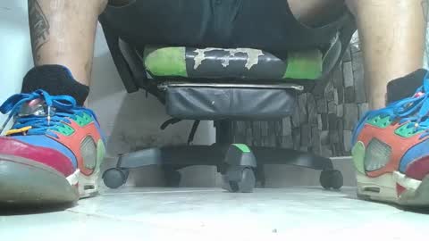 sr master cum its my old account online show from November 22, 3:39 am