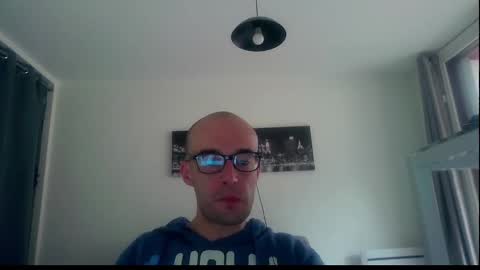 ssenzo online show from February 13, 7:45 am