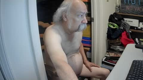 stache169 online show from July 16, 2:02 pm