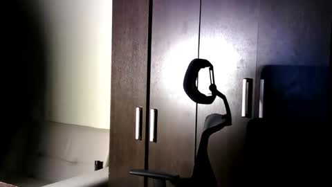 starpatrixio online show from October 31, 4:47 am