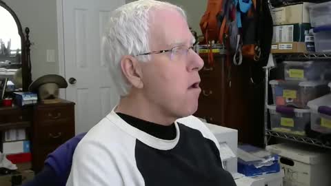 Snapshot of stasw20 chatting on January 8, 6:52 pm stasw20 online show from January 8, 6:52 pm
