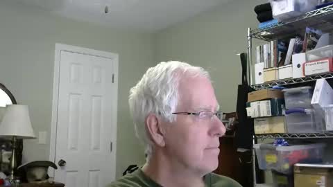 Snapshot of stasw20 chatting on October 18, 4:34 pm stasw20 online show from October 18, 4:34 pm