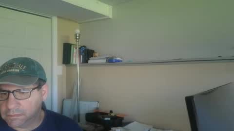 stephenhal9 online show from October 28, 2:41 pm