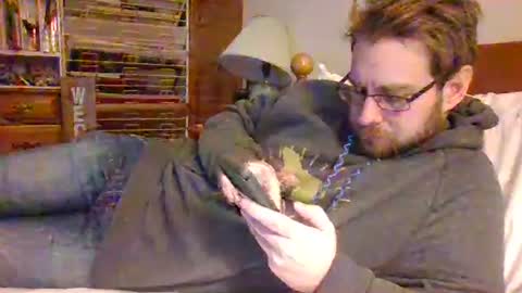 Ian23602 online show from December 5, 9:44 pm