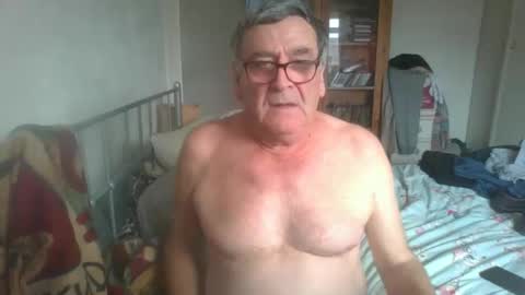 slave for computer control online show from October 17, 1:15 pm