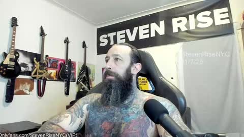 StevenRiseNYC online show from November 8, 4:04 am