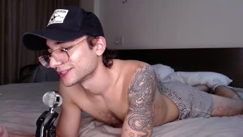 Alex   online show from February 14, 8:37 pm