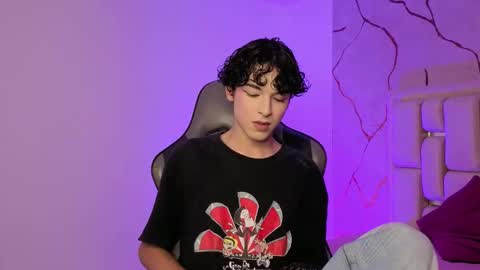 Sthepano  online show from February 13, 8:14 pm