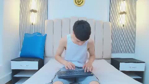 stiven_cooper2 online show from June 22, 12:20 pm
