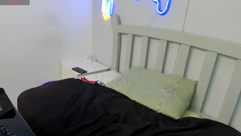 Stiwen online show from November 15, 7:16 pm