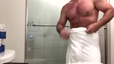 stlhotwifeguy online show from February 19, 12:25 am