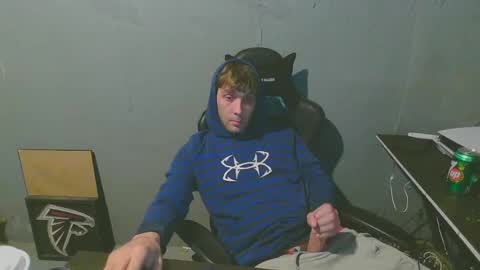 Snapshot of stonedpanda77 chatting on December 12, 4:26 am stonedpanda77 online show from December 12, 4:26 am